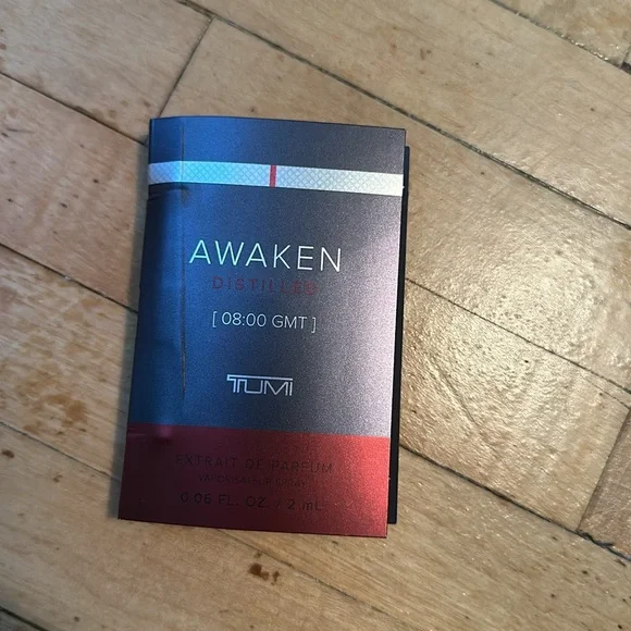 9 Travel Scents for Men - Picture 3 of 10